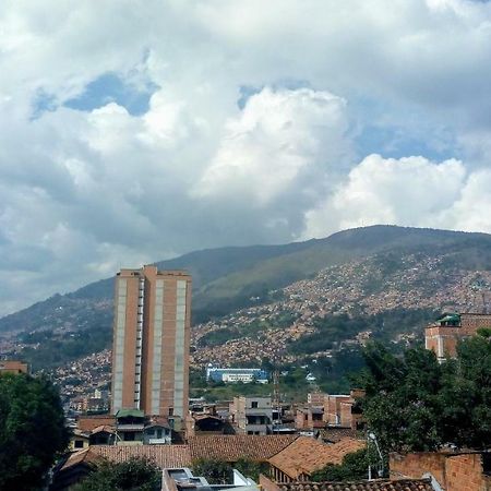 Habitacion Cerca Al Centro Medellin Ngoại thất bức ảnh