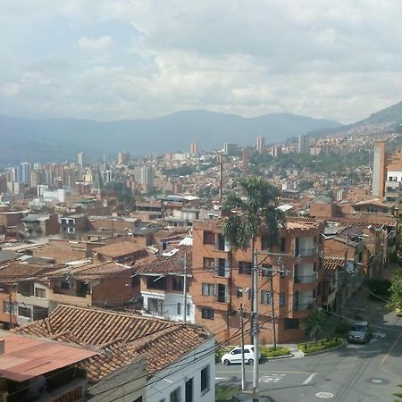 Habitacion Cerca Al Centro Medellin Ngoại thất bức ảnh